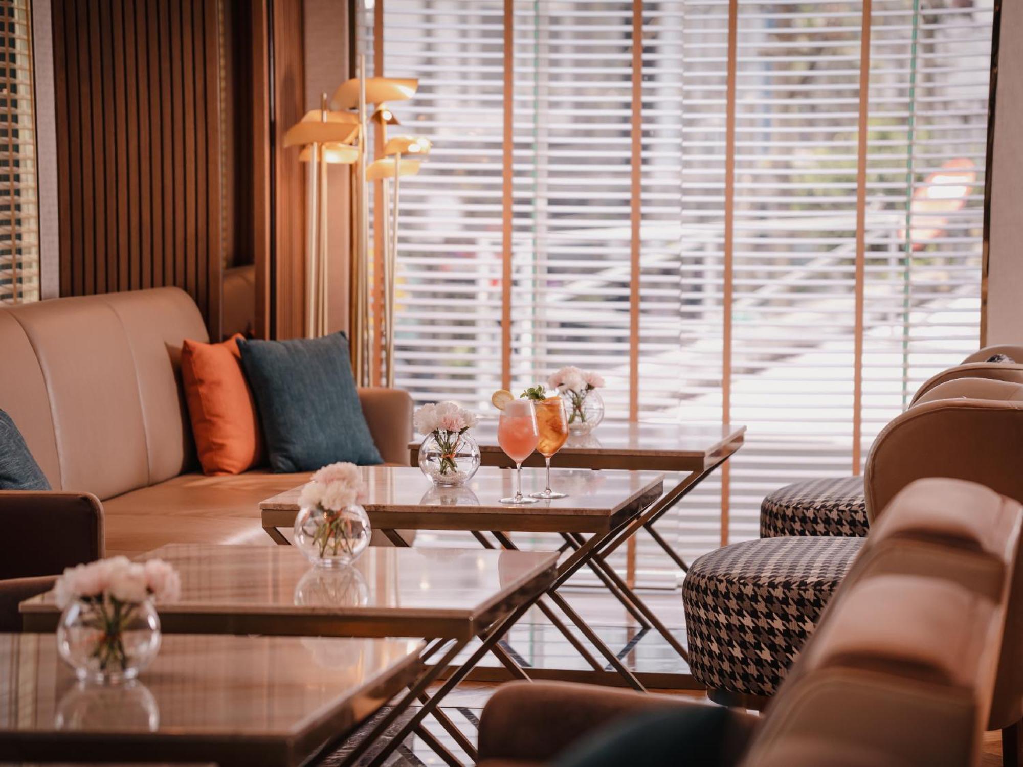 Aira Hotel Bangkok Sukhumvit 11 Екстериор снимка