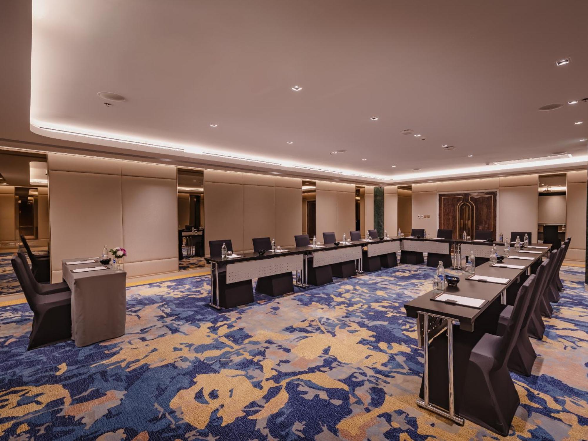 Aira Hotel Bangkok Sukhumvit 11 Екстериор снимка